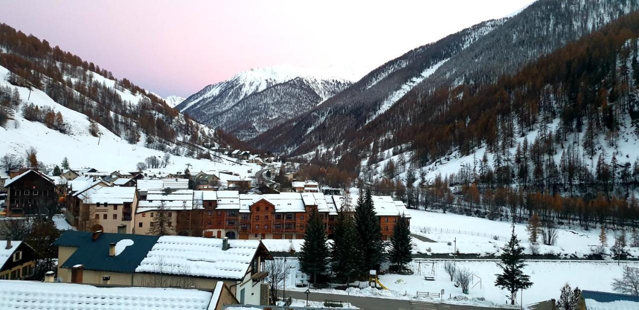 Le Studio Du Queyras Avec Vue Sur La Montagne อาบรีเยส ภายนอก รูปภาพ